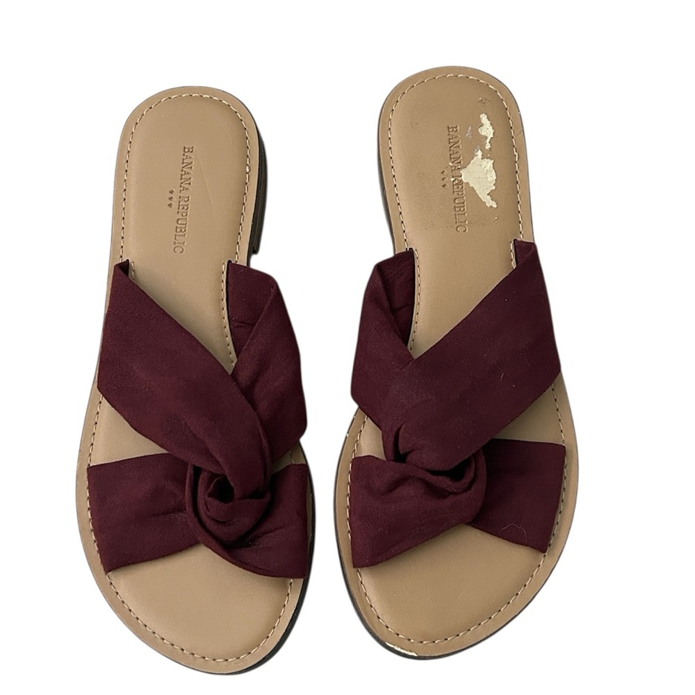 Banana Republic suede slide on sandal.  Size 7  Never worn.